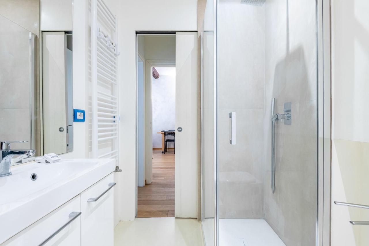 Easylife - Romantico Appartamento Sulla Darsena Milan Exterior photo