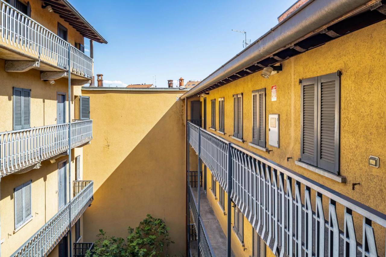 Easylife - Romantico Appartamento Sulla Darsena Milan Exterior photo
